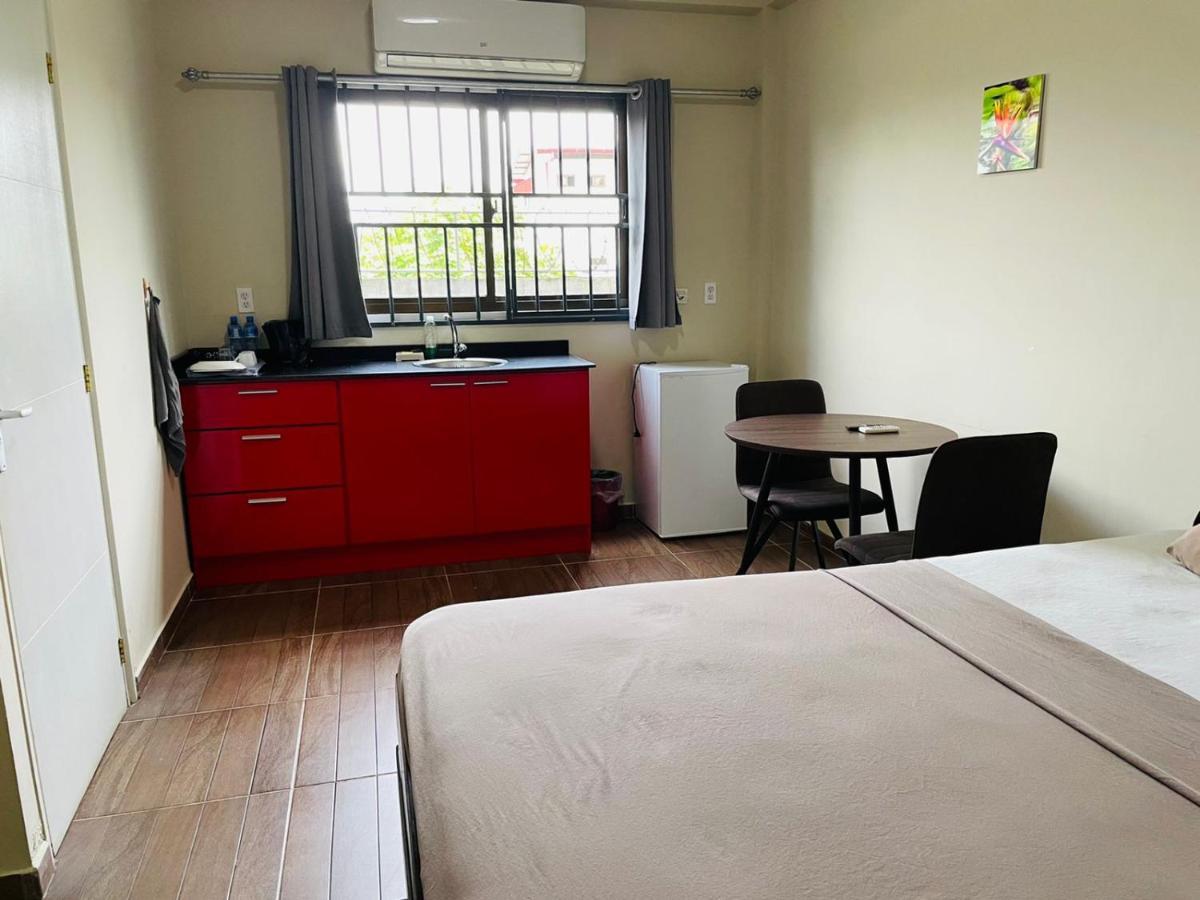 Waterland Suites Парамарибо Екстериор снимка